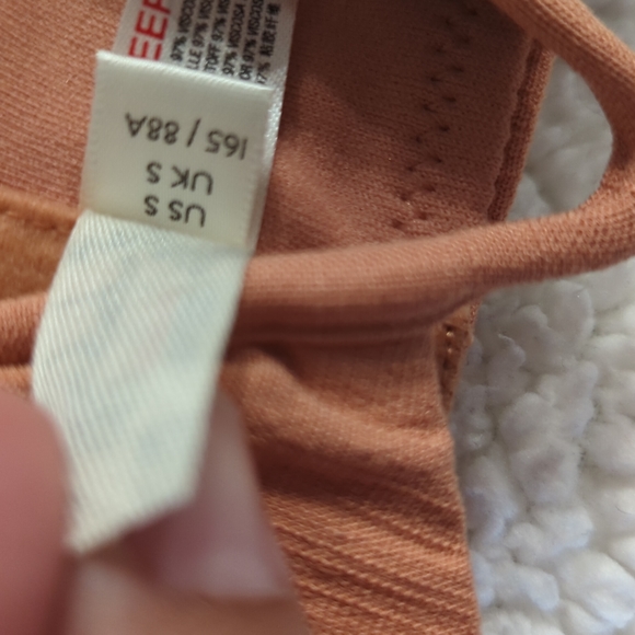 Free people bra with middle wire. Great for cleavage! - Picture 3 of 5